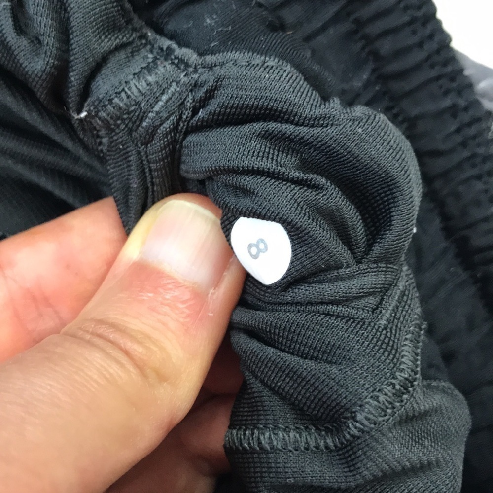 Lululemon Hotty Hot Short Flowabunga Black Angel - Picture 7 of 10